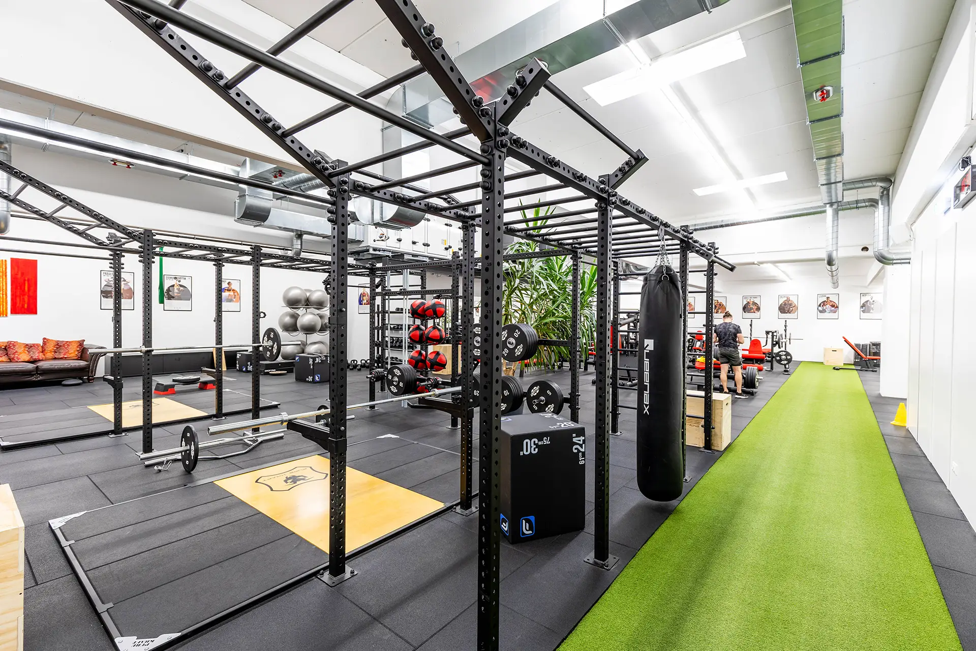 Trainingsgeräte im Fitnessstudio YOU!FIT