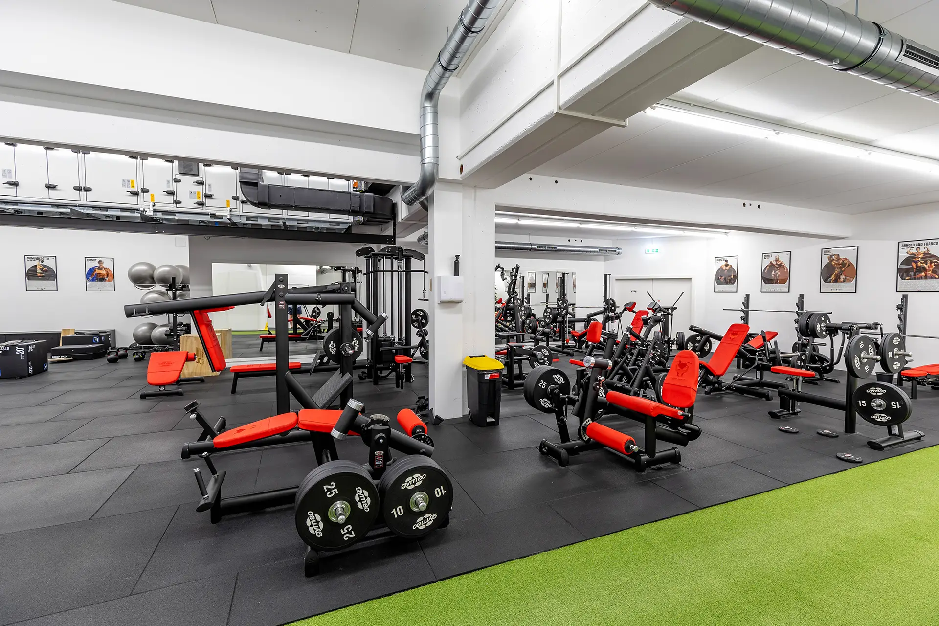 Trainingsgeräte im Fitnessstudio YOU!FIT